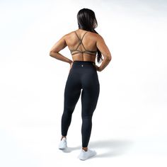 The Strategy Bra offers low to medium support for indoor or outdoor training. With an open-back design, removable cups, and a cooling inner liner, this sports bra is perfect for studio or light weight training. 36 Weeks Pregnant, Outdoor Training, Mma Boxing, Construction Design, Powerlifting, Weight Training, Comfy Fits, Weight Lifting, Forest Green