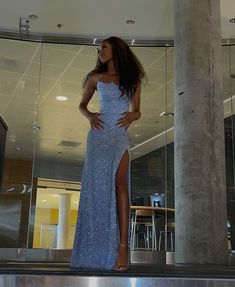 Prom Dress Inspo, Classy Prom, Deb Dresses, Prom Girl Dresses, Senior Prom Dresses, Classy Prom Dresses, Stunning Prom Dresses, Prom Dress Inspiration, Cute Prom Dresses