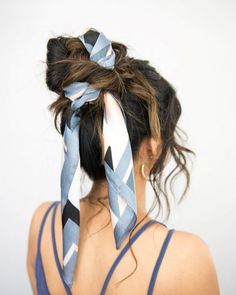 Scarf Updo, Sanggul Modern, Hair Updos Tutorials, Updo Tutorial, Mom Hairstyles, Peinados Fáciles Para Cabello Corto, Effortless Hairstyles