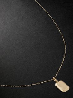 Mateo's minimalist designs are perfect for everyday wear. Crafted from polished gold, this slim chain necklace is strung with an emerald-cut pendant. Pendant Ring, Minimalist Designs, Necklace For Men, Pendant Rings, Gold Pendant Necklace, Mr Porter, Emerald Cut, Men Necklace, Ring Necklace