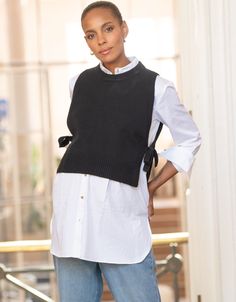 The perfect layering piece, Seraphine's Black Knitted Maternity Layering Vest is designed for multi-season styling. Perfect for the office or easy weekend wear. Maternity Office Outfits, How To Layer Clothes, Layer Clothes, Vest Layering, Fall 24, Maternity Style, Nuno Felting, Weekend Wear, Knit Vest