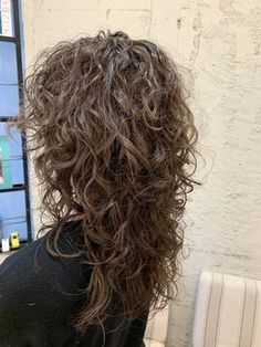 Shag Hair, Natural Curly Hair Cuts, Layered Curly Hair, Curly Hair Photos, Haircuts For Wavy Hair, Haircuts For Curly Hair, Hairdos For Curly Hair, Curly Hair Inspiration, Cut My Hair