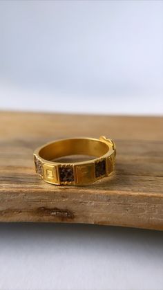 This is a beautiful antique mourning ring set in 18ct gold and dated from the Edwardian period. With woven hair covering the shank, interspersed with the letters MEMORY and a gold heart right in the centre with the initials A.P engraved on it. It's in very good condition with minor wear commensurate with age - there is some small engraving loss in the square of letter Y (as seen in photo). Crafted in solid 18ct gold, it has acquired a wonderful patina to it. Size: P/US7.5 (not resizable) Fully h Antique 22k Gold Ceremonial Rings, Antique 22k Gold Rings For Ceremonial Occasions, 22k Gold Antique Rings For Ceremonial Occasions, Antique Engraved Ring With Decorative Band For Ceremonial, Antique Ceremonial Engraved Ring With Decorative Band, Antique Engraved Ring With Decorative Band For Ceremonial Occasions, Victorian Gold Engraved Ring With Decorative Band, Antique Etched Yellow Gold Rings, Ceremonial Etched Gold Rings