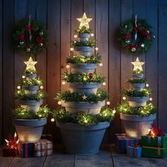 13 Unique Christmas Tree Yard Decoration Ideas for a Magical Holiday 12