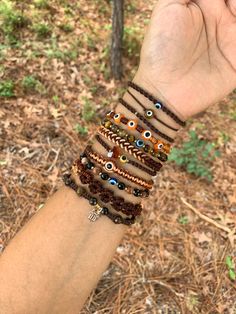 Beautiful and stylish fall bracelets. Materials: acrylic eye, nylon #2 and nylon #18, 6mm onyx faceted round stone, 6mm wood jasper stone , 18k gold plated spacers, 14k gold plated hamsa hand, glass brown butterfly All bracelets are size 6 inches. 💕 Most of my bracelets are 1/2 cm wide(thick) some are 1 cm. 💕 Sliding knot closure and completely adjustable. Message me with any questions or different sizing prior to purchase 💕. Remember that handmade pieces are always unique and they never look Brown Evil Eye, Fall Bracelets, Butterfly Bracelets, Jewelry Butterfly, Autumn Bracelet, Indie Jewelry, Estilo Hippie, Butterfly Bracelet, Dope Jewelry