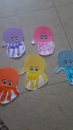 Jellyfish handprint Jellyfish Handprint, Summer Crafts For Toddlers, Baby Art Projects, Footprint Crafts, Toddler Art Projects, Toddler Arts And Crafts, Sea Crafts, Daycare Activities, Summer Crafts For Kids