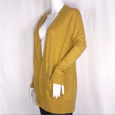 Madewell Xfree People Golden Apple Mustard Cotton Blend Long Sleeves Pocketed Cardigan Sweater Sz Xxs Yellow Casual Cardigan With Pockets, Casual Yellow Cardigan With Pockets, Yellow Spring Workwear Cardigan, Yellow Long Sleeve Sweater For Layering Outfits, Yellow Winter Outerwear For Layering, Yellow V-neck Cardigan For Fall, Yellow Winter Cardigan With Pockets, Casual Yellow Cotton Cardigan, Yellow V-neck Cardigan For Layering