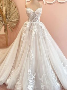 Ivory Aline Champagne Wedding Dress, Ivory Bride Dress, Summer A Line Wedding Dress, White Wedding Dress Strapless, Lace Top Silk Bottom Wedding Dress Long Sleeve, Showy Wedding Dress, Queen Style Wedding Dress, Elegant Wedding Dress With Train, Wedding Dresses With Sweetheart Neckline