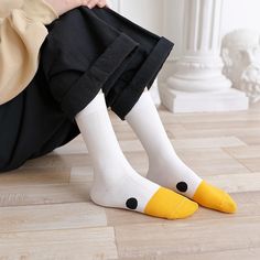 Do you have a secret obsession with ducks? Well now you can enjoy cute duck socks every day! Fits women size 5-10 US. Duck Socks, Head Sock, Funny Goose, Funny Duck, Stylish Socks, Sock Animals, Funny Socks, Colorful Socks, Your Outfit