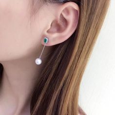 This is a beautiful pearl earring. It is more delicate with emeralds. Please contact us if you have any question(s), remember to mention the product name in your email. Product information Origin Japan Material Akoya Pearl, 18k White Gold, Natural Diamonds, and Emerald Dimensions Height Approx. 3.3cm Pearl Shaped: Round Size: 8-8.5mm Quality: AAA Nacre: Very Thick Color: White Luster: Very High Accessories Metal: 18k White Gold Other: 0.80ct Emerald and Natural Diamonds Green Pearl Earrings For Anniversary, Green Pearl Drop Earrings For Anniversary, Elegant Green Pearl Earrings For Pierced Ears, Green Dangle Pearl Earrings For Anniversary, Elegant Green Pearl Earrings For May Birthstone, Green Pearl Drop Earrings For Formal Occasions, Green Pearl Drop Round Earrings, Green Round Pearl Drop Earrings, Elegant Dangle Pearl Earrings For May Birthstone