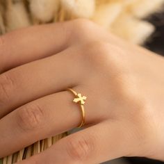 18K Tiny Cross Ring - 14K Cross Ring - Dainty Cross Ring - Faith Ring - Baptism Gift - Religious Gift - Christian Jewelry - Christian Gift - Gift for Her - Gift for Him Material : * High Quality Handmade 8K REAL GOLD, 14K and 18K REAL GOLD - 8K,14K and 18K REAL ROSE GOLD and 8K, 14K and 18K REAL WHITE GOLD Processing And Shipping : * All of our products are processing time 3-5 business days. * You can contact us for express shipping options. * You can check our homepage for the most up-to-date d Jewelry Photography Tutorial, Ring With Cross, Christian Rings, Cross Accessories, Christian Ring, Hackensack Nj, Marvel Dr, Woman In Gold, American Diamond Jewellery