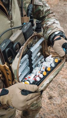 Tactical Medic, Field Medic, Medicine Kit, Army Medic, Army Gears, Army Nurse, Nurse Aesthetic, Combat Medic