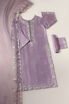 Angrakha Style, Trendy Suits, Simple Gowns, Dress Book, Pakistani Fancy Dresses