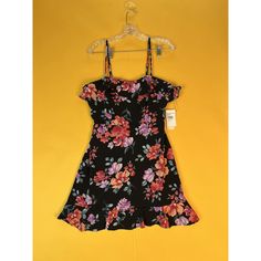 Rowa Ruffled Mini Dress Black Floral Womens L Spaghetti Strap Sleeveless Nwt Size: Women's L - New With Tags Condition - Item In Photos Is The Exact Item You Are Purchasing - Original Retail Price Is $75 - We Always Carefully Package And Box. Ships Asap. - Reach Out With Any Questions! - Make Sure To Follow Us. We List New Inventory Daily And Offer Crazy Deals! Gold Homecoming Dress, Short Dress Patterns, Floral Velvet Dress, Ruffled Mini Dress, High Neck Mini Dress, Snake Print Dress, Off White Dresses, Purple Mini Dresses, Blue Striped Dress