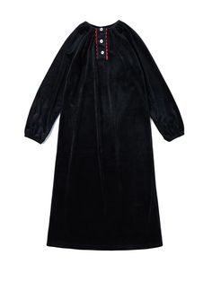 כתונת לילה מסולסלת - בגדי לולו ילדים Black Winter Sleepwear, Long Sleeve Winter Sleepwear, Black Halloween Sleepwear For Sleepover, Black Long Sleeve Nightgown For Loungewear, Black Long Sleeve Nightgown, Black Long Sleeve Nightgown For Bedtime, Scalloped Trim, Night Gown, Care Instructions