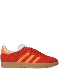 Adidas Gazelle "Orange/Red" low-top Sneakers - Farfetch Adidas Gazelle Orange, Chanel 2, City Dress, Iconic Bags, Summer Beach Wear, Adidas Gazelle, Red Suede, Flat Boots, Colour Block