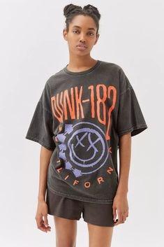 Oversized T Shirt Dress, Fitted Tunic, Oversized Graphic Tee, Blink 182, Oversized T Shirt, Oversized Tee, Tee Dress, Black Fits, Baggy Fits