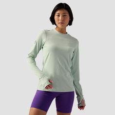 "This top fits and feels just like the Tahoe hoodie, but without the hood, it's easier to wear for everyday." --Gearhead Expert JoWe built the Tahoe Sun Crew to take us from raging rivers to epic mountain climbs without ever skipping a beat. The familiar fit and soft synthetic fibers sit comfortably atop our skin while drying fast and actively keeping us cool under the bright summer sun. And speaking of sun, the Tahoe Sun Crew features a UPF 50+ rating to make sure those scorching rays don't Winter Sportswear Tops For Outdoor, Green Functional Tops With Thumbholes, Green Moisture-wicking Activewear For Fall, Green Sporty Tops With Thumbholes, Athleisure Relaxed Fit Top For Outdoor, Solid Tops For Outdoor Activities In Fall, Stretch Solid Top For Outdoor Activities, Relaxed Fit Athleisure Top For Outdoor, Fall Outdoor Sportswear Tops