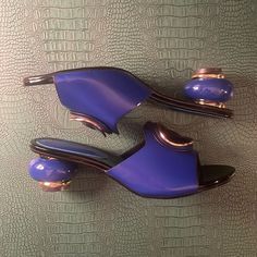 Brand New Chic Blue Formal Sandals, Luxury Blue Sandals For Summer, Formal Blue Sandals With Sculpted Heel, Luxury Blue Sandals For Evening, Luxury Blue Evening Sandals, Blue Sandals With Sculpted Heel For Evening, Luxury Blue Sandals With Padded Heel, Designer Blue Sandals For Spring, Blue Evening Sandals With Sculpted Heel