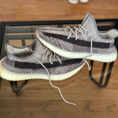 Adidas Yeezy Boost 350 V2 'Zyon’ Size 11.5 Worn A Few Times And Can Only Tell By Bottom Of The Sole. Look Brand New On Feet. Og Box Included. Bought From Snipes On Release Date In 2020. Mens Yeezy, Yeezy Boost 350 V2, Yeezy Shoes, Adidas Yeezy Boost 350, 350 V2, Yeezy Boost 350, Yeezy Boost, Adidas Yeezy, Adidas Yeezy Boost