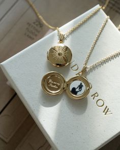 Sunshine Round Locket – Kindred Row Round Locket, Classy Jewelry, Jewelry Lookbook, Girly Jewelry, Jewelry Inspo, Dream Jewelry, Locket Necklace, Pretty Jewellery, Piercing Jewelry