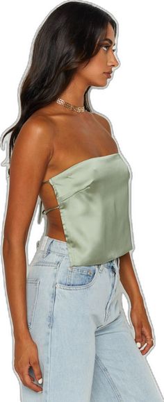 Green Crop Top With Built-in Bra For Summer, Green Tops With Built-in Bra For Spring, Backless Top For Spring Date Night, Backless Tops For Date Night In Spring, Backless Top For Date Night In Spring, Trendy Summer Tube Top For Date Night, Casual Summer Tube Top For Date Night, Strapless Tops For Summer Night Out, Backless Tie Back Tops For Brunch