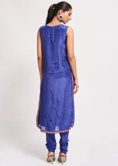 Kinfolk cobalt blue applique embellished habutai silks straight long kurta, churidar & organza dupatta. Long Kurta, Organza Dupatta, Churidar, Kurta Set, Cobalt Blue, Cobalt, Silk, Blue