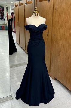 Fabric: Charmeuse; Silhouette: Sheath/Column; Neckline: Off-the-shoulder; Hemline/Train: Floor-Length; Embellishment: Mermaid£» Sleeve: Sleeveless; Waist: Natural; Back Style: Zipper; Built-In Bra: Yes; Shown... Prom Dress Navy Blue, Navy Prom Dress, Prom Dress Navy, فستان زهري, Navy Blue Prom Dress, Prom Dress Mermaid, Navy Prom Dresses, Prom Dress Black, Robes Glamour