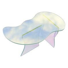 an image of a glass object that looks like a fish