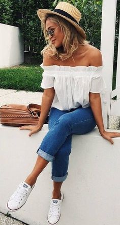 Trending And Girly Summer Outfit Ideas with jeans Boyfriend Jean, Outfit Trends, Spring Summer Outfits, Outfits Casuales, Look Fashion, Spring Outfit, Spring Summer Fashion, Spring Outfits