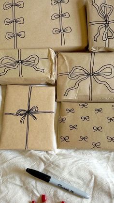 Gift Wrapping Inspiration, Gift Inspo, Christmas Inspo, Christmas Aesthetic, Cute Crafts, Homemade Gifts, Cute Gifts, Christmas Time, Diy Gifts