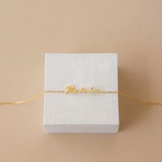 ✨Top Picked: Recommended by our editors ✨ It's the small things in life that count 🤍 Let her know you're always thinking of them with our adorable and dainty personalized Venice Tiny Name Bracelet. The delicate chain, mixed with its lovely cursive font makes this adornment an everyday essential for every minimal jewelry lover. Material: High Quality Solid 925 Sterling Silver Finish: Sterling Silver ∙ 18K Gold ∙ Rose Gold Featuring Dainty 3mm Charm Bracelet SKU: MM-BM54F78 The Small Things In Life, Small Things In Life, Dainty Diamond Necklace, The Small Things, Cursive Fonts, Link Earrings, Emerald Necklace, Minimal Jewelry, Delicate Chain