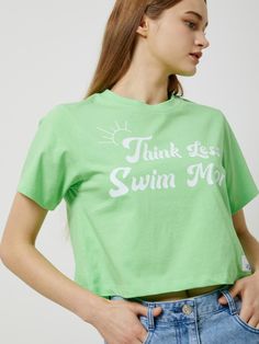 This Swim More Lettering Print T-shirt from the CC X SURFEA collaboration exudes a casual summer vibe with its relaxed silhouette.- Cropped length that makes your look stylish- Features lettering print on the front and a collaboration label on the back- Versatile for casual styling, making the item a summer essential* The color of the actual product may vary due to differences in monitor color settings and resolution. Basic Summer T-shirt For Streetwear, Summer Streetwear Tops With Screen Print, Summer Streetwear Tops With Relaxed Fit, Summer Streetwear Tops In Relaxed Fit, Summer Relaxed Fit T-shirt For Leisure, Sporty Crew Neck Summer Tops, Sporty Crew Neck Top For Summer, Trendy Summer T-shirt With Logo Print, Summer Streetwear Top With Logo Print