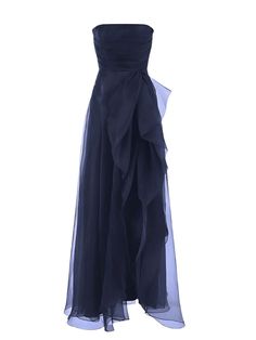 Elevate your style with this Women's Strapless Off Shoulder A-line Maxi Dress With Side High Split. This stunning dress features a flattering A-line silhouette, off-shoulder design, and a sultry side high split, perfect for making a statement at any special occasion. Crafted from high-quality materials, this dress is not only stylish, but also comfortable to wear all day or night. The strapless design adds a touch of elegance, while the side high split adds a hint of allure. Whether you're attending your prom, a cocktail party, or a formal event, this dress is sure to turn heads and make you feel confident and beautiful. Pair it with your favorite heels and accessories for a complete look that will have you feeling like a true fashionista. Specifications **Scroll Down For Instructions On H A Line Maxi Dress, Strapless Gown, Tulle Gown, Looks Chic, Fancy Dresses, Stunning Dresses, Dream Dress, Pretty Dresses, Evening Gowns