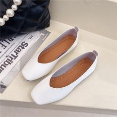 Women Flats Square Toe Boat Shoes Solid color Slip on Shallow Shoes Black Loafers White Wedding Concise Single Shoe Spring 9802N Zebra Shoes, Casual Shoes Women Flats, Dark Brown Shoes, Casual High Heels, Orange Shoes, Bling Shoes, Womens Chunky Heels, Women Flats, Patent Leather Shoes