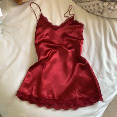 Great Condition With Tags Tiny Rips On The Top Back Where The Tag Is On The Other Side Of Cute Red Sleepwear, Red Night Dress, Red Lingerie Dress, Lia Core, Sleepwear Women Nightwear, Red Nightgown, Lovers And Friends Dress, Short Slip Dress, Fashion Dress Up Games