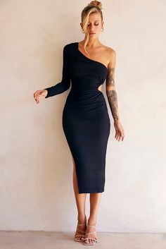 Black One Shoulder Club Dress, Black Midi Dress For Club, Black One-shoulder Dress For Date Night, One Shoulder Black Dress For Date Night, Winter Rehearsal Dinner Dress, New Frock, Frock Designs, Denim Playsuit, Dressy Dresses