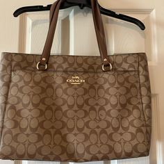 Used A Couple Of Times Like New No Damages Or Rips Great Work Bag Or Even As A Travel Bag Bags Coach, Work Bag, Large Tote Bag, Large Tote, Womens Tote Bags, Coach Bags, Travel Bag, Like New, Tote Bag