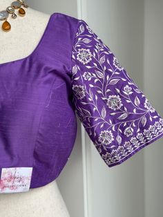 Blouse size 34-38 sunlight pictures and looking little bright in pictures than real. Sunlight Pictures, Usa Embroidery, Lavender Blouse, Blouse Saree, Saree Blouses, Saree Blouse, Lavender, Blouses, Saree