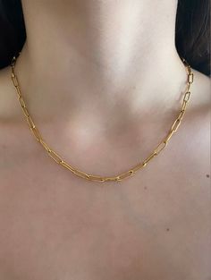 ♥ This trendy Gold Paperclip Chain Necklace is a must have! It adds an edgy touch to any layered look, and looks perfectly dainty on its own. Made from a stainless steel base, this necklace is tarnish resistant and hypoallergenic! Available in silver or gold plating.  ♥MATERIAL -18K gold plated over stainless steel  -nickel-free, hypoallergenic, tarnish-free Plated jewelry is a wonderful, affordable way to add a sophisticated look to your wardrobe, with the look of real gold. It is also an excel Everyday Rectangular Pendant Chain Necklace With Delicate Chain, Everyday Delicate Chain Necklace With Rectangular Pendant, Everyday Rectangular Pendant With Delicate Chain Necklace, Paperclip Chain Necklace With Rectangular Pendant, Rectangular Chunky Chain Metal Necklace, Trendy Link Chain Necklace Gift, Everyday Chain Necklace With Rectangular Pendant, Trendy Rectangular Cable Chain Jewelry, Trendy Rectangular Paperclip Chain Necklace