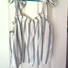 Never Worn Nwot White Vertical Stripes Top For Spring, White Tops With Vertical Stripes For Spring, White Vertical Stripes Summer Tops, White Vertical Stripes Top For Beach, White Summer Tops With Vertical Stripes, White Vertical Stripes Top For Vacation, Anthropologie Top, Anthropology, Bow Tie