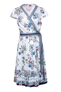 Current Boutique-Gal Meets Glam - White & Navy w/Floral Print a short Sleeve Wrap Dress Sz 14 French Girl Chic, White Wrap Dress, Red Floral Print, Gal Meets Glam, Chic Shop, Buy Shoes Online, Style And Grace, French Girl, Classic Beauty