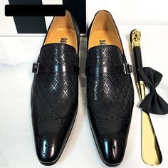 Genuine Leather Black Men's Shoes – the epitome of sophistication and quality craftsmanship. These shoes are more than just an accessory; they're a statement of refined taste and impeccable style. Crafted from genuine leather, these shoes boast a luxurious texture that exudes class and durability. Shoe Size: US Size 7-13 = EU Size 39-47 Lining-Genuine Leather Type: Cow Leather Lining Material: Genuine Leather Insole Material: Sheepskin Fit: Fits true to size, take your normal size Color: Black,