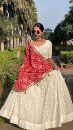 Indian Lehenga Designs, डिजाइनर कपड़े, Trendy Outfits Indian, Outfits Indian, Dresses Traditional