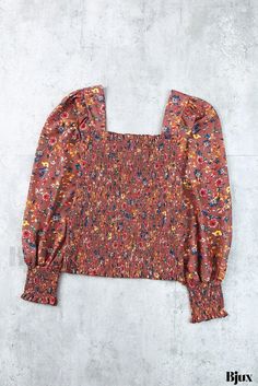 Bjux - Blusa de manga larga con estampado floral y fruncido Multicolor Tops With Elastic Sleeves For Spring, Spring Multicolor Smocked Top With Smocked Back, Brown Square Neck Top For Spring, Fall Puff Sleeve Smocked Top, Multicolor Blouse With Smocked Cuffs For Fall, Multicolor Fall Blouse With Smocked Cuffs, Trendy Long Sleeve Smocked Top With Floral Print, Ruched Puff Sleeve Smocked Top For Fall, Fitted Brown Smocked Top With Smocked Back