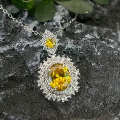 ✰ This delicate lab-created yellow gemstone pendant is perfect for people who want to achieve a brilliant and splendid look ✰  Not only for everyday wear, this yellow minimalist necklace is also great for weddings and also as a bridesmaid ring ✰ This yellow gem necklace with halo is a very special gift for birthday, Mother's Day, bridesmaids, Valentine's Day and more  ✰ Comes with an exquisite gift box We also offer the ring and earring from the same collection : https://www.etsy.com/listing/1208051426/yellow-zircon-ring-with-halo-oval-ring https://www.etsy.com/listing/1208045812/yellow-oval-zircon-earring-yellow-zircon Materials: Environmentally-friendly brass Quantity: 1 Pendant with chain Main Gemstone Size: 0.47 x 0.4 in ----♛ PRODUCTION & SHIPPING ♛ --- ✰Multiple items purchased in on Luxury Yellow Round Pendant Necklace, Elegant Yellow Teardrop Pendant Jewelry, Formal Yellow Teardrop Pendant Jewelry, Yellow Birthstone Pendant Jewelry, Elegant Oval Citrine Necklaces, Elegant Yellow Birthstone Necklace, Yellow Gemstone Necklace For Anniversary, Yellow Birthstone Jewelry In Cubic Zirconia, Oval Pendant Birthstone Jewelry In Cubic Zirconia