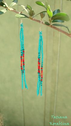 These handmade earrings are made of high-quality Czech beads and strong synthetic thread. They are elegant, fashionable, and highly versatile, suitable for everyday wear. There may be some color discrepancies which is due to the different monitor settings 100% hand made with love! Measurements: Length-about 11cm (4.3 inch) Width -about 0.5 cm (0.2 inch) Materials: Sterling silver components Czech glass beads Strong bead weaving thread Chandelier Boho, Earrings Native American, Ombre Earrings, Boho Earring, Ideas Jewelry, Native American Beaded Earrings, Earrings Chandelier, Native American Style, Teal Turquoise