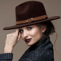 Color : Brown Size : One Size Material : 100% Polyester Buckle Faux Leather Band Panama Hat Panama Hat Style, Beret Girl, Adidas Bucket Hat, Columbia Hat, Vintage Baseball Hats, Black And White Hats, Large Brim Hat, Plaid Hats, Camo And Pink