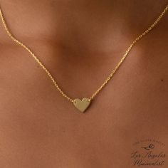 --LosAngelesMinimalist-- Heart Necklace, Necklace For Mom, Minimalist Necklace, Bridesmaid Necklace, Grandmother Necklace, Mothers Day Gifts, Gold Filled Necklace Material: High-Quality Solid 925 Sterling Silver Finish: Gold, Silver, Rose Gold The heart is finished with either 14K gold fill, rose gold fill, or 925. sterling silver. The chain comes with the same finish. On every chain, there is a 2-inch adjustable length available. 16'' chain is the most popular. We craft our jewelry with a passi Bestfriend Necklace, Sagittarius Necklace, Grandmother Necklace, Flower Girl Necklace, Mom Daughter Gifts, Horoscope Necklace, Custom Initial Necklace, Necklace Mom, Heart Charm Necklace