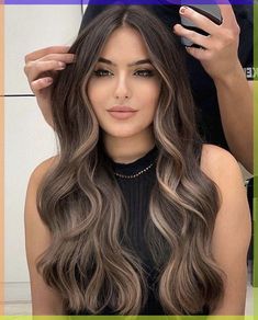 Black Hair Balayage, Brown Hair Looks, Brown Hair Inspo, Brunette Hair With Highlights, Brunette Balayage Hair, Brown Hair Balayage, Light Hair Color, Hair Color Ideas For Brunettes, Balayage Brunette